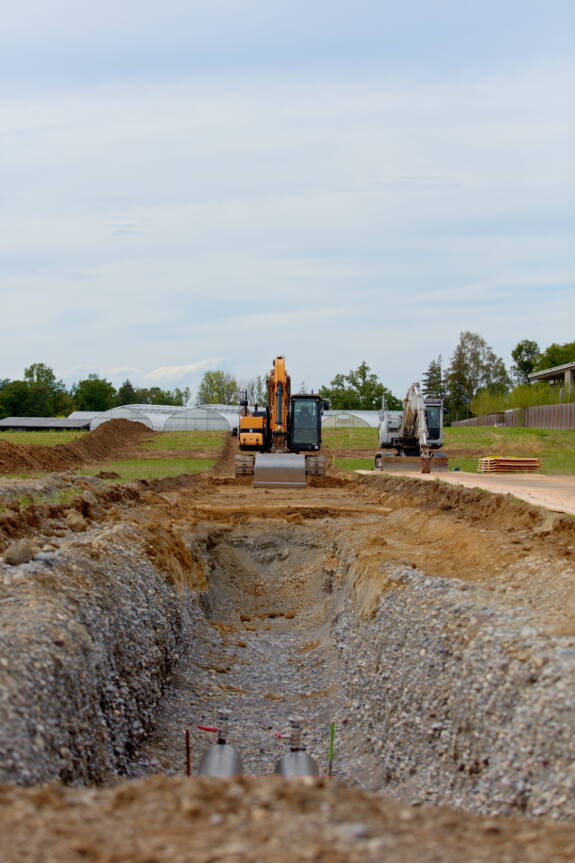 02_leitungsbau_blick-richtung_pzm.jpg 02_leitungsbau_blick-richtung_pzm.jpg